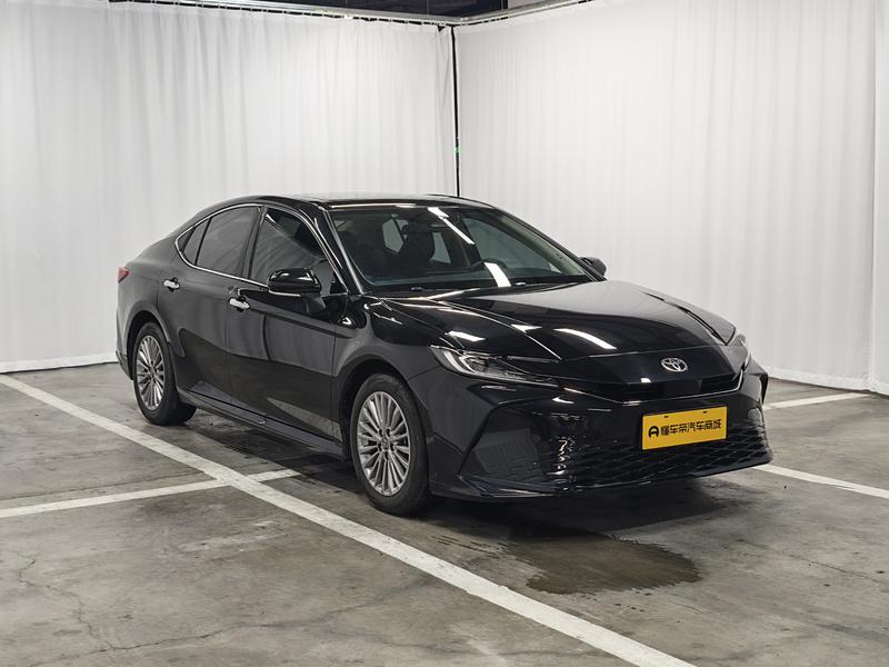 Toyota Camry 2024