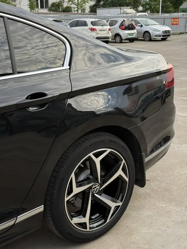 Volkswagen Magotan 2 million commemorative edition 330TSI DSG Luxury models