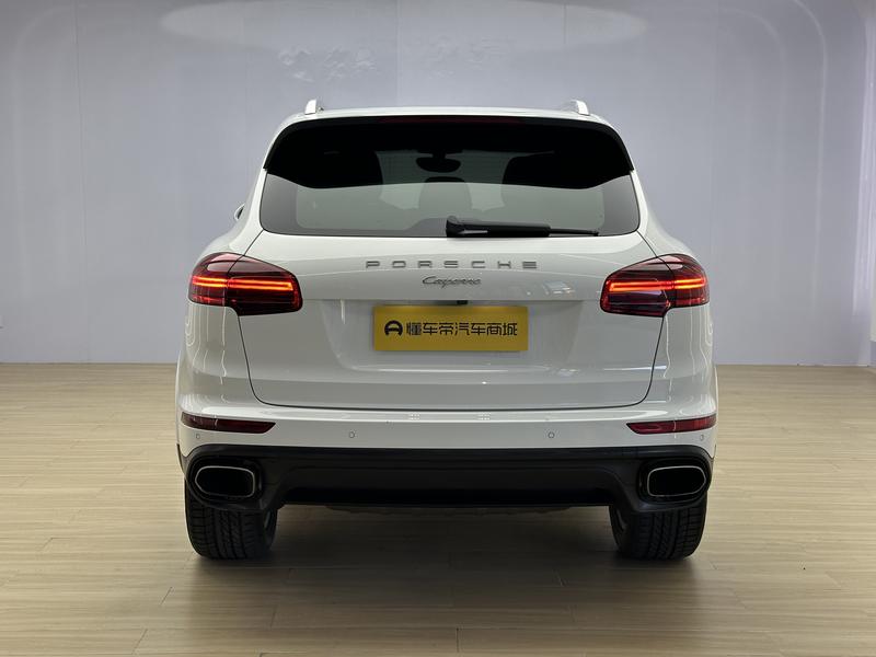 Porsche Cayenne 2016