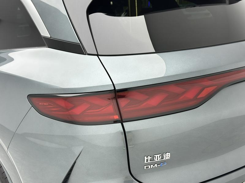 BYD Tang L DM 2025