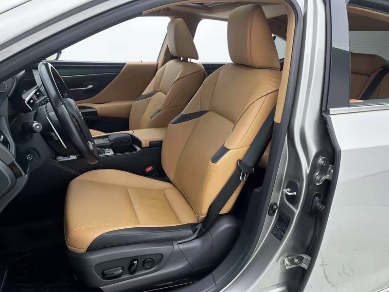 Lexus Lexus ES 2021