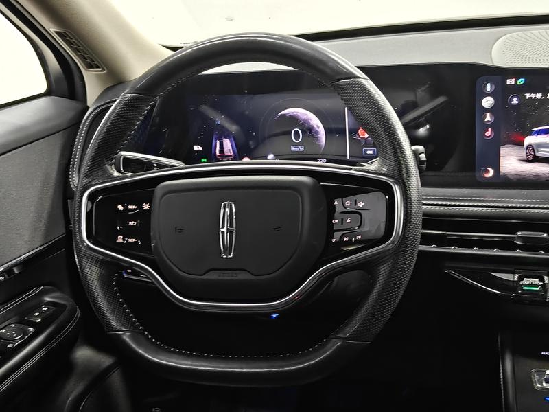 Lincoln adventurer 2023