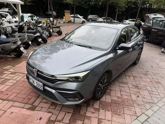 Roewe Roewe i5 Facelift 1.5L CVT Diamond edition