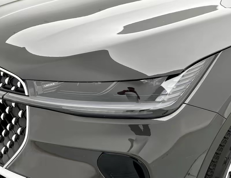 Lincoln Voyager 2023