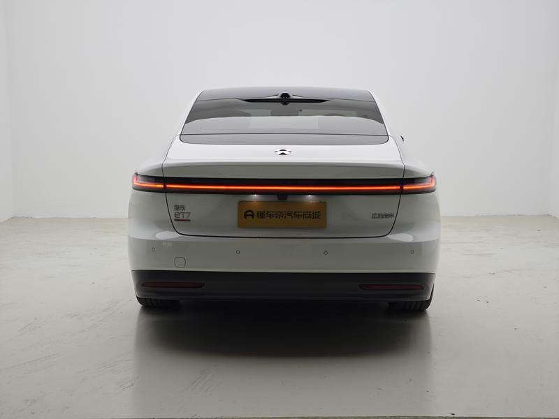 NIO NIO ET7 2021