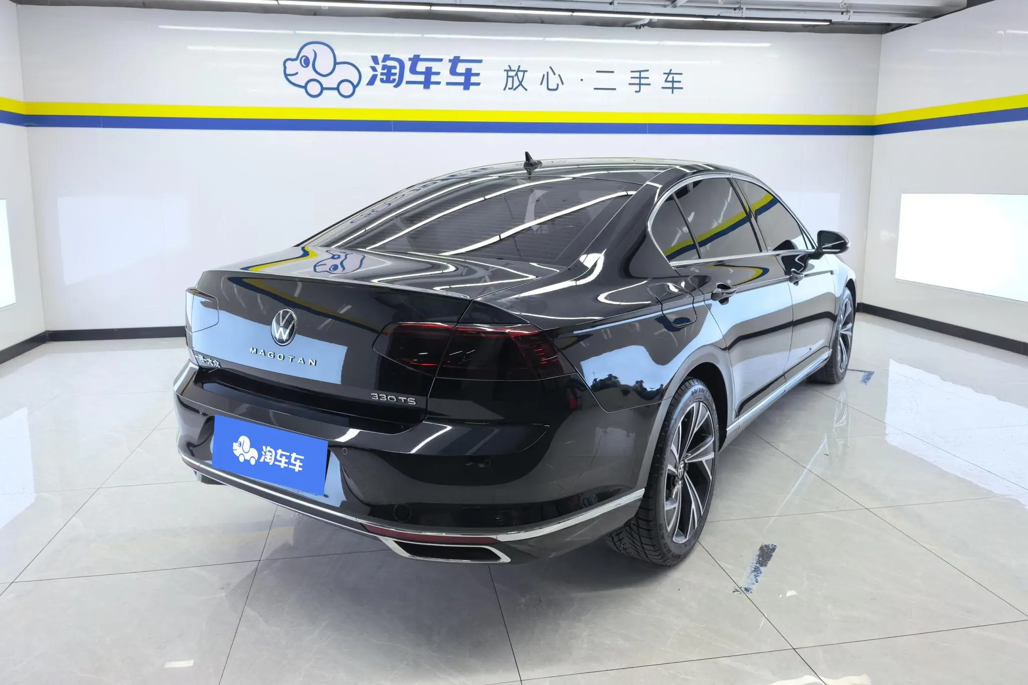 Volkswagen Magotan 330TSI DSG Luxury