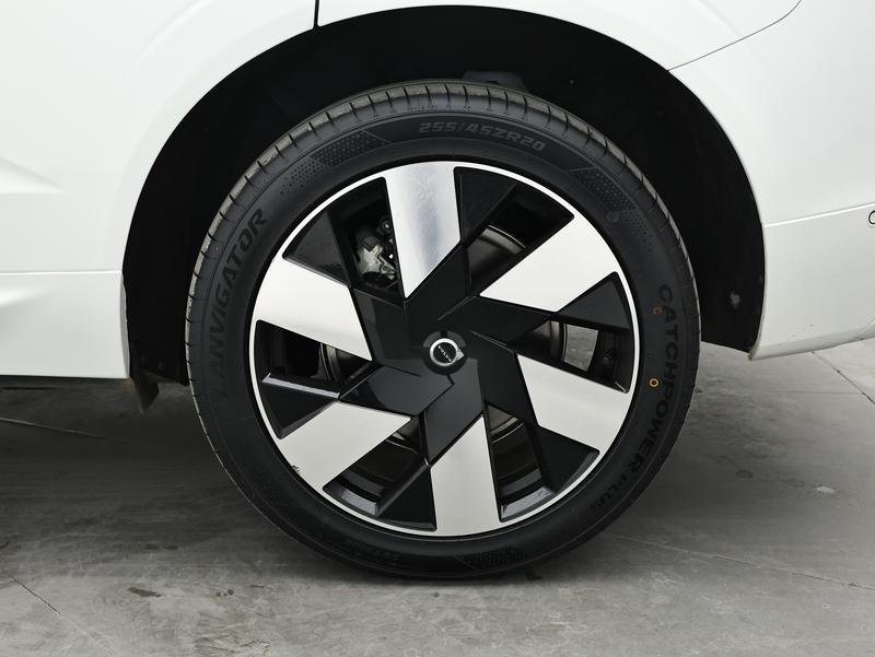 Volvo Volvo XC60 PHEV 2025