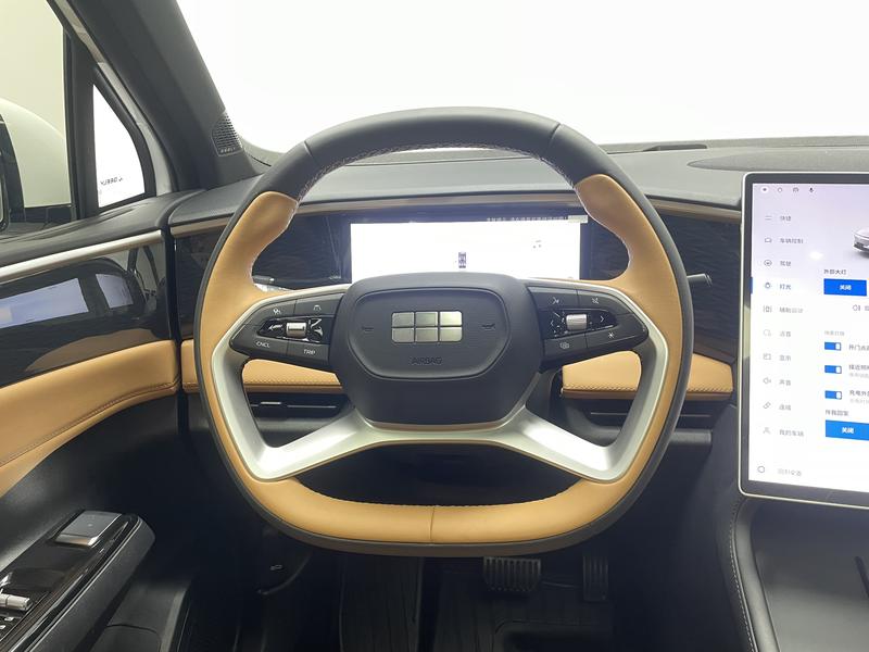 Geely Galaxy Galaxy L7 2024