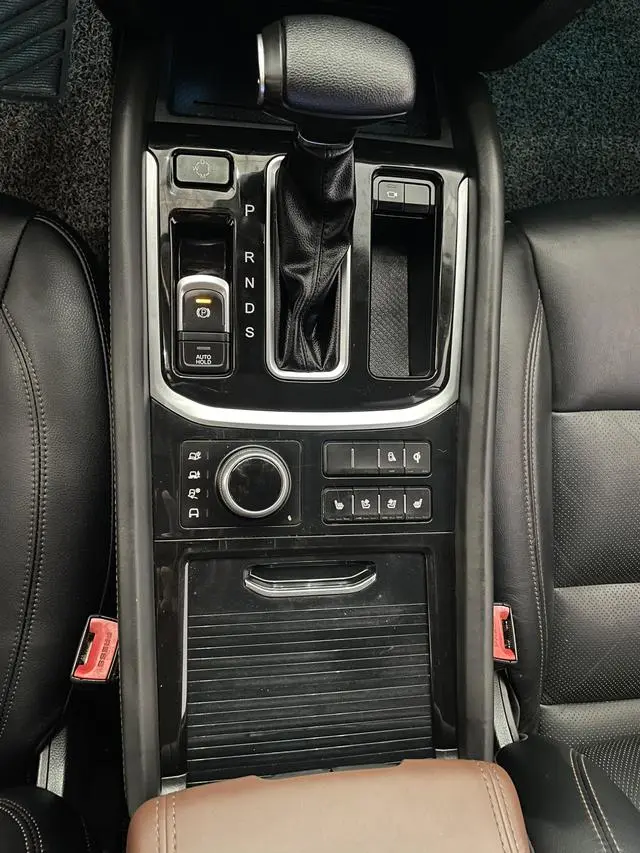 GAC Trumpchi GS8 320T four-wheel drive luxury Zhilian Edition 7-seater