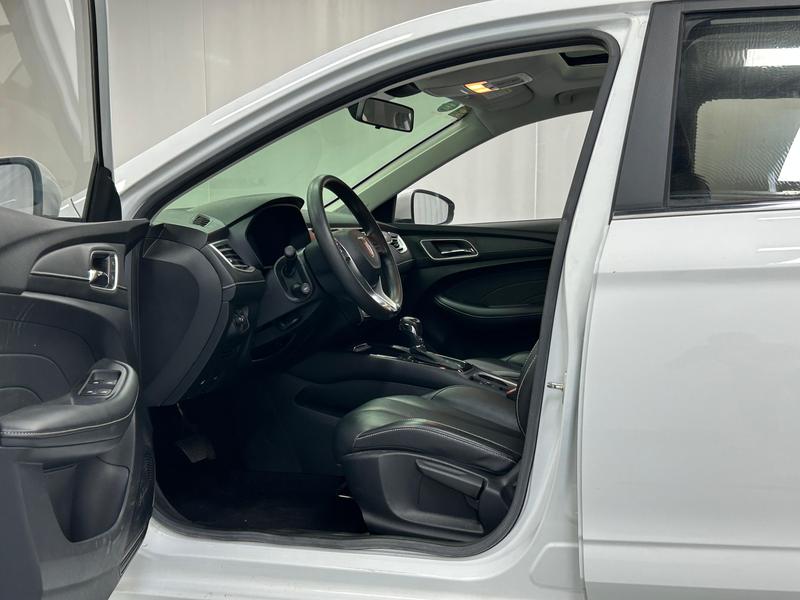 Roewe Roewe i5 2020