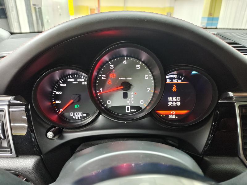 Porsche Macan 2016