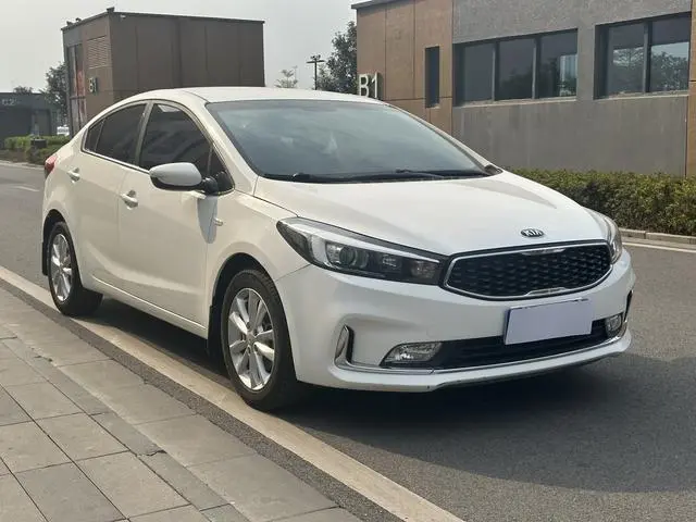 Kia Kia K3 1.6L automatic 15th Anniversary Special Edition GLS
