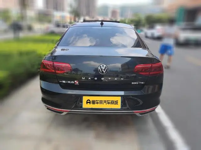 Volkswagen Magotan 330TSI DSG Luxury