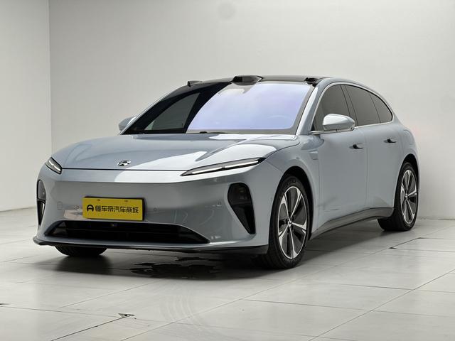NIO NIO ET5 Touring 2024