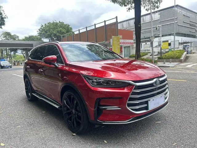 BYD Tang DM DM 2.0T four-wheel drive high-performance version of the Genesis flagship