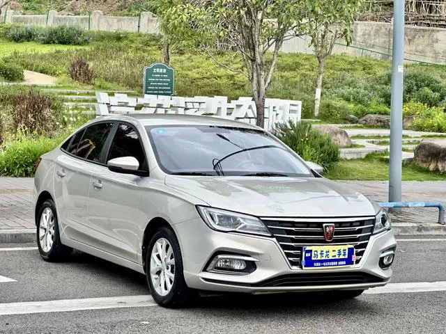 Roewe Roewe i5 1.5L manual 4G Interconnection Linghao Edition