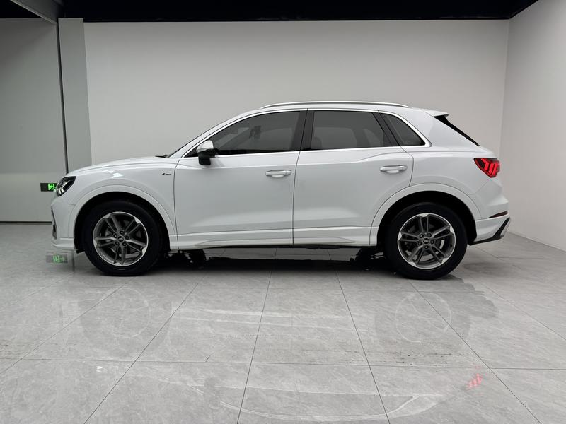 Audi Audi Q3 2024