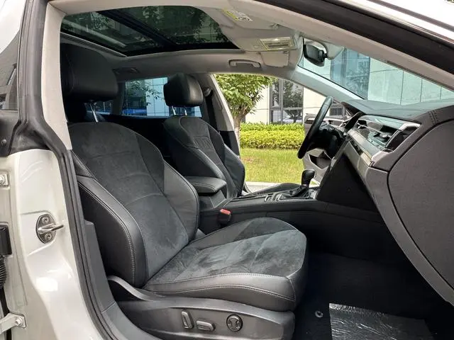Volkswagen Volkswagen CC Hunting vehicle 330TSI Hunting version