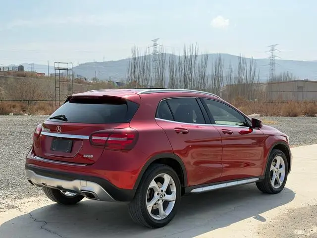 Mercedes-Benz Mercedes-Benz GLA GLA 200 dynamic type