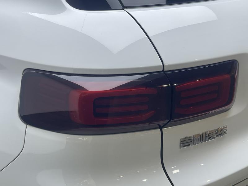 Geely Geely ICON 2023
