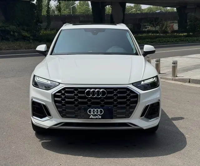Audi Audi Q5L 45T luxury dynamic type