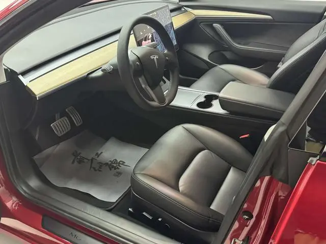 Tesla Model 3 Performance high-performance all-wheel drive version