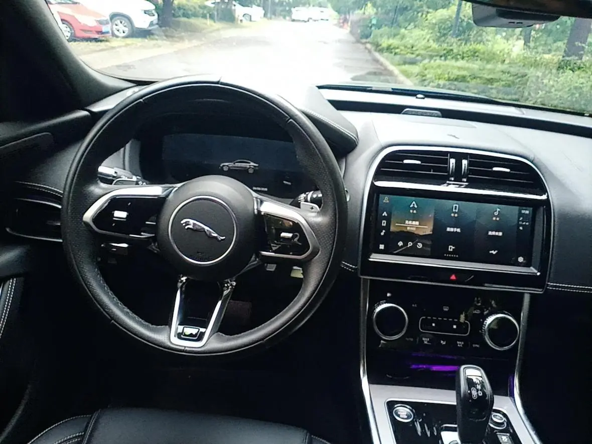 Jaguar Jaguar XEL 2.0T 250PS R-DYNAMIC S Enterprising Sports Edition