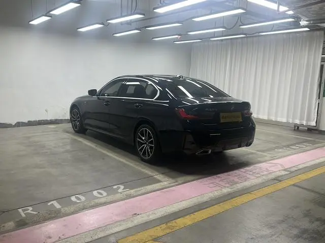BMW BMW 3 Series 325Li M sports suit