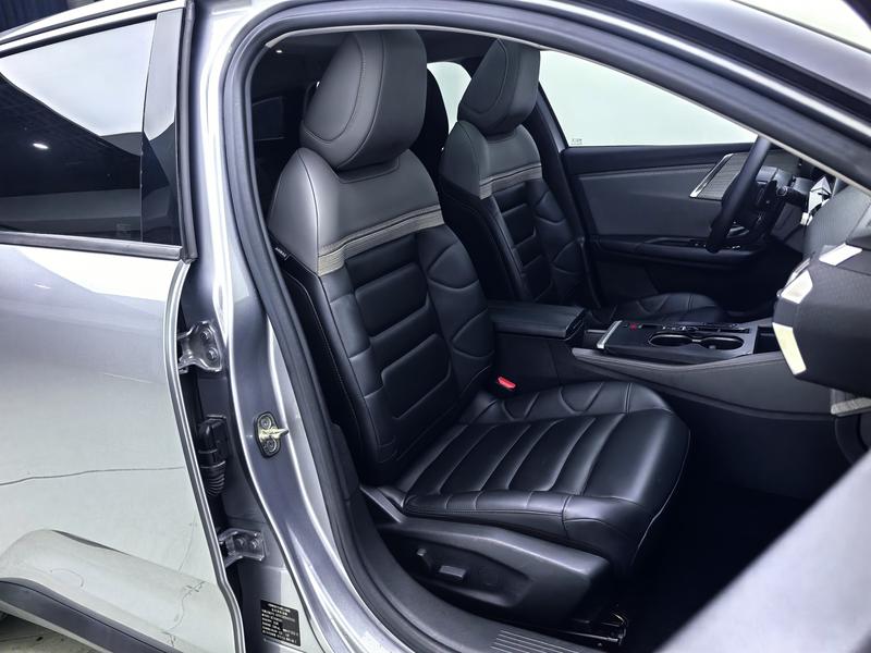 Citroen Versailles C5 X 2022