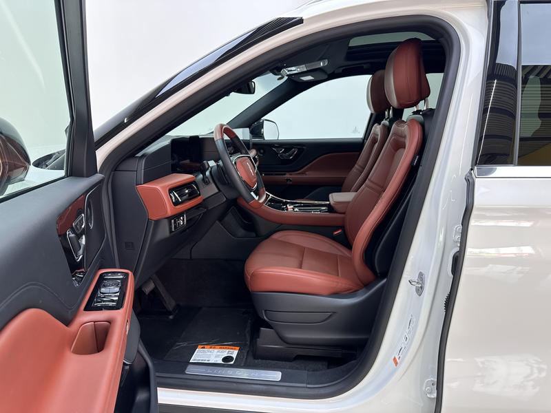 Lincoln aviator 2024
