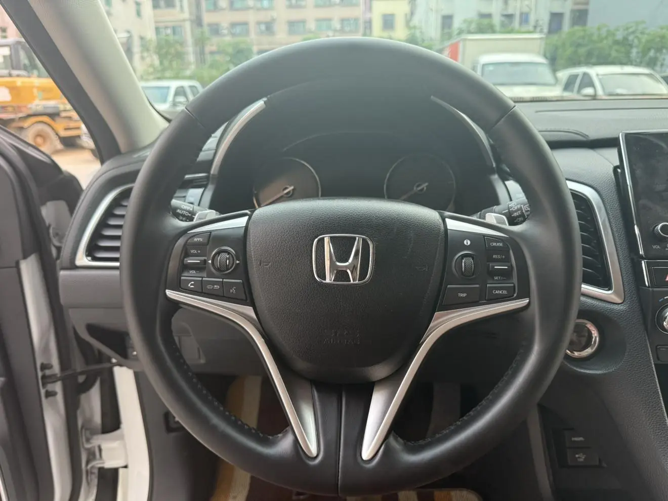 Honda Crown Road 370 TURBO 9AT Premium Edition AWD