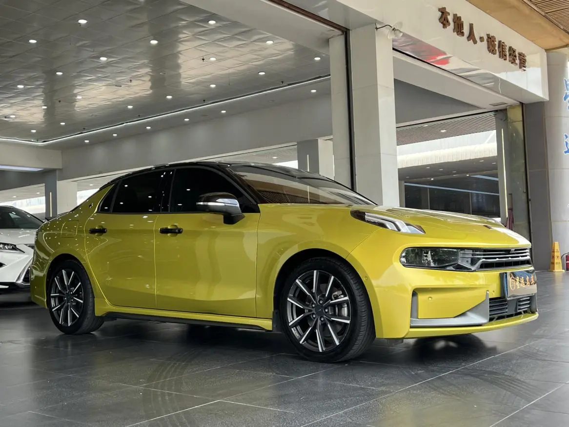 LYNK & CO Lynk 03 03+2.0 TD Automatic Yufeng Version
