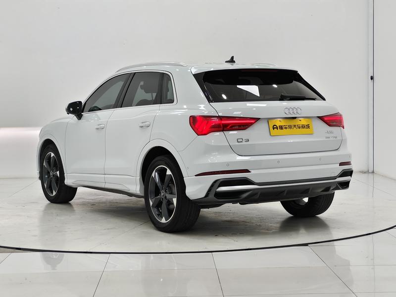 Audi Audi Q3 2022