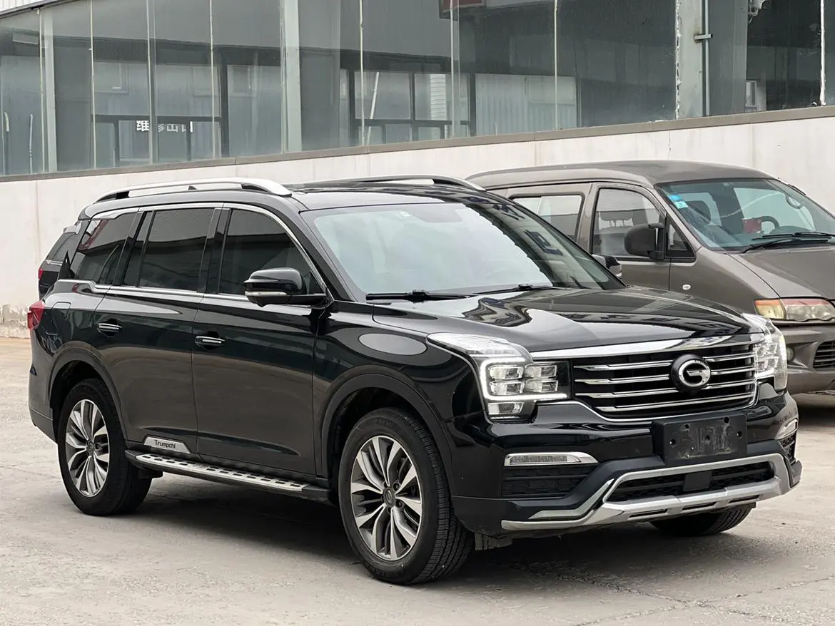 GAC Trumpchi GS8 320T two-wheel drive premium edition 7 seats