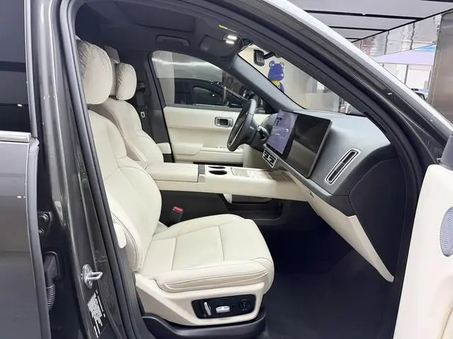 Li Auto Ideal L7 Ultra version