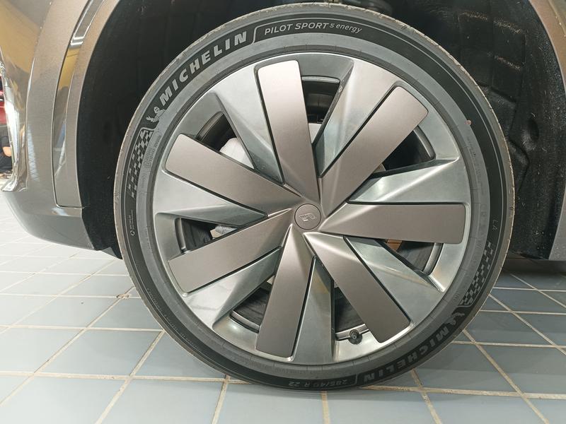 Li Auto Ideal L9 2026