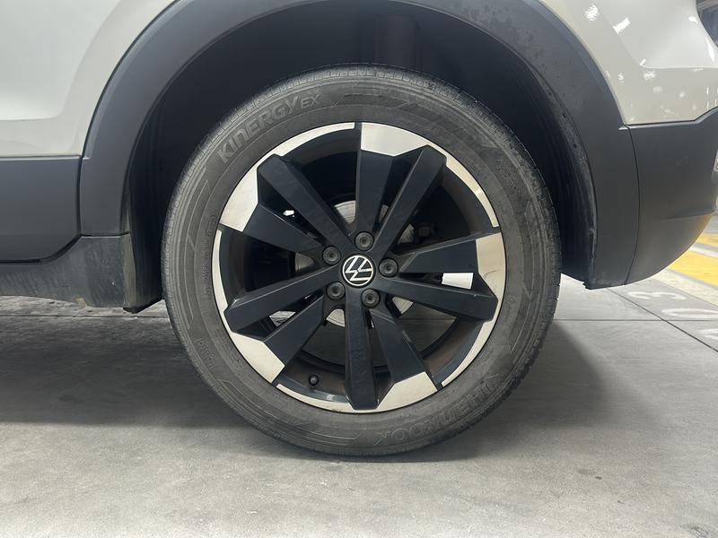 Volkswagen Explore Shadow 2021
