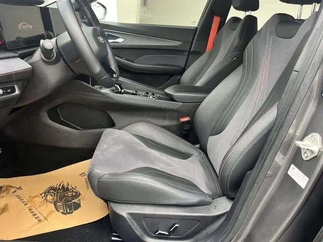 Geely Binrui Binrui COOL 1.5T DCT Thunder Edition