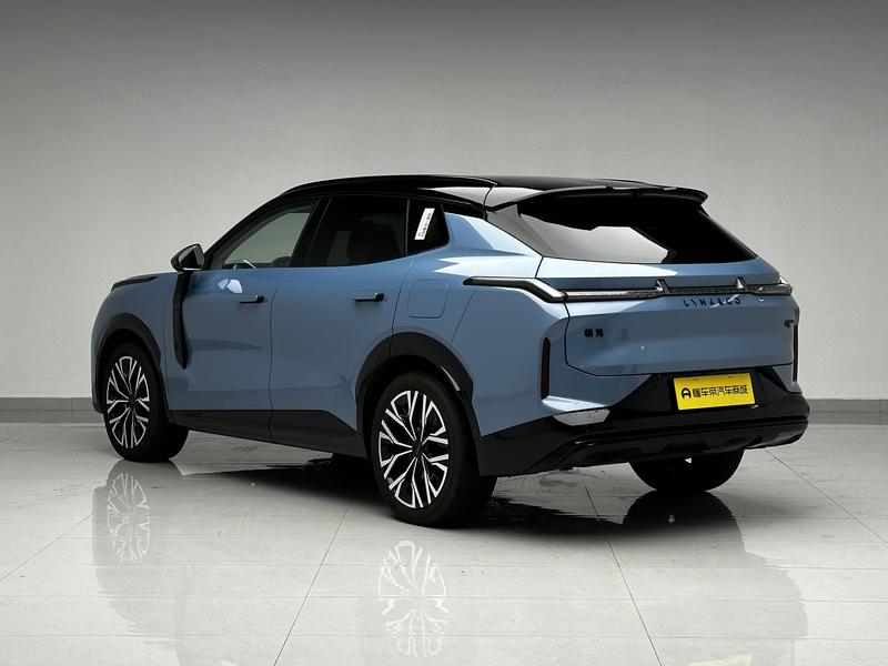 Lynk & Co Lynk&Co 08 EM-P 2026