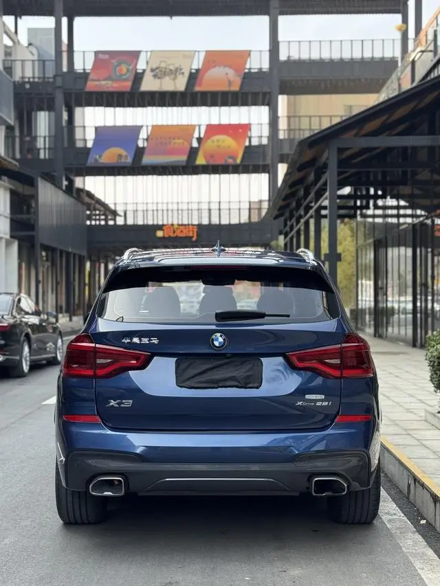 BMW BMW X3 xDrive28i M sports suit