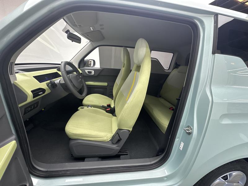 Geely Galaxy panda 2023