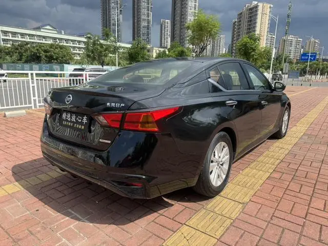 Nissan Teana 2.0L XE Fashion Edition