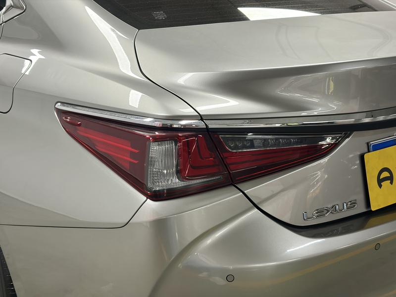 Lexus Lexus ES 2020