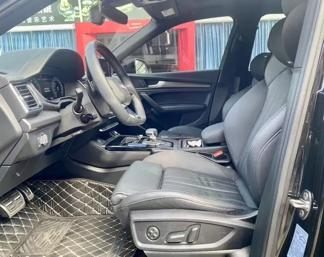 Audi Audi Q5L 40T luxury dynamic type