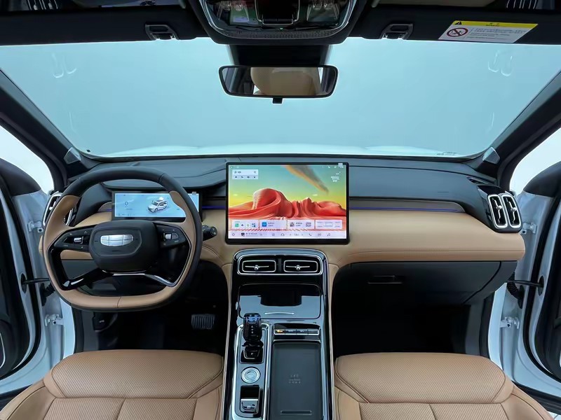 Geely Boyue L 2025
