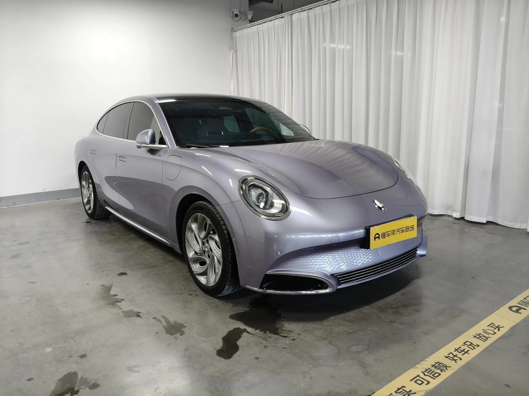 Ora Euler Lightning Cat 555km Premium Edition