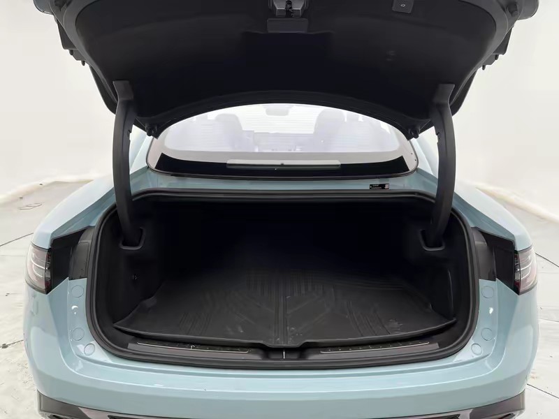 Luxeed Zhijie S7 2025