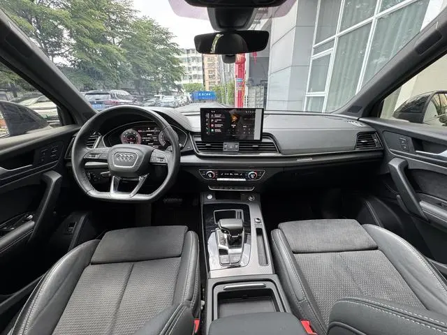 Audi Audi Q5L Sportback Facelift 45 TFSI luxury