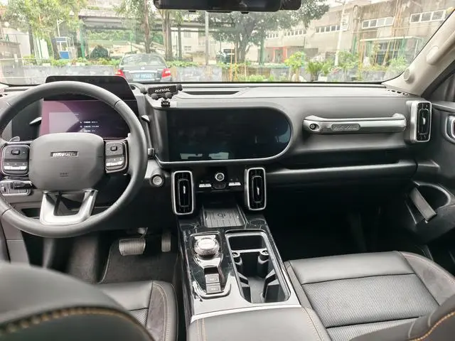 Haval Haval Big Dog 2.0T four-wheel drive wheezing dog hunting version