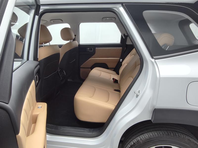 Wuling Starlight 560 PHEV 2026